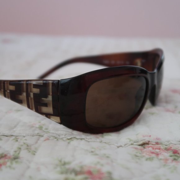 Authentic Fendi Monogram Oversized Rectangle Brown Sunglasses FS299